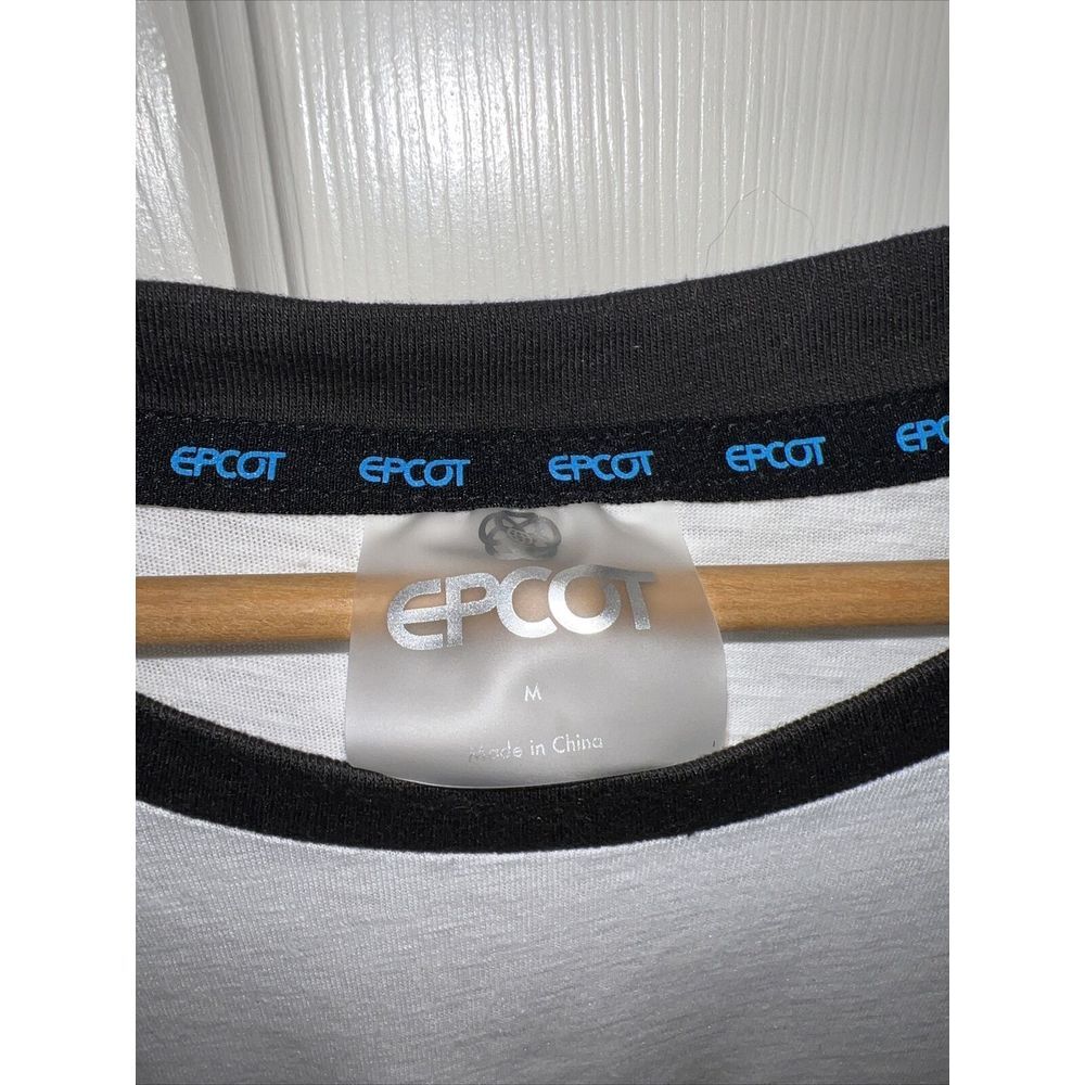 Disney Epcot Womens Medium White Tshirt‎